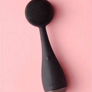 PMD Clean facial cleansing device Black w/ gunmetal BONUS travel case & stand